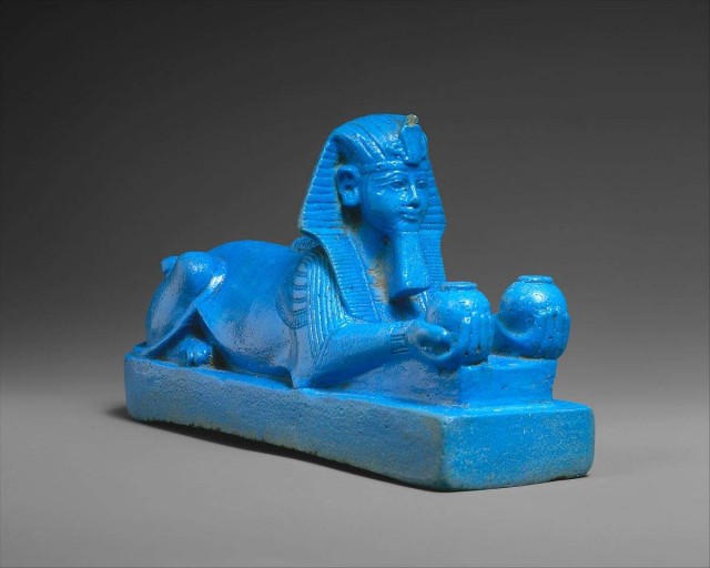  Модель статуї Аменхотепа III 